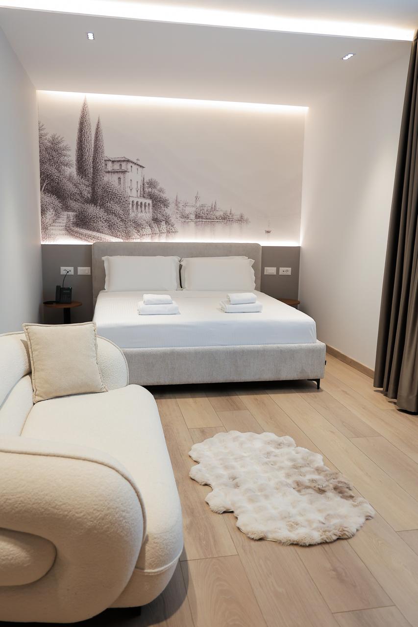 Select Hotel Tirana